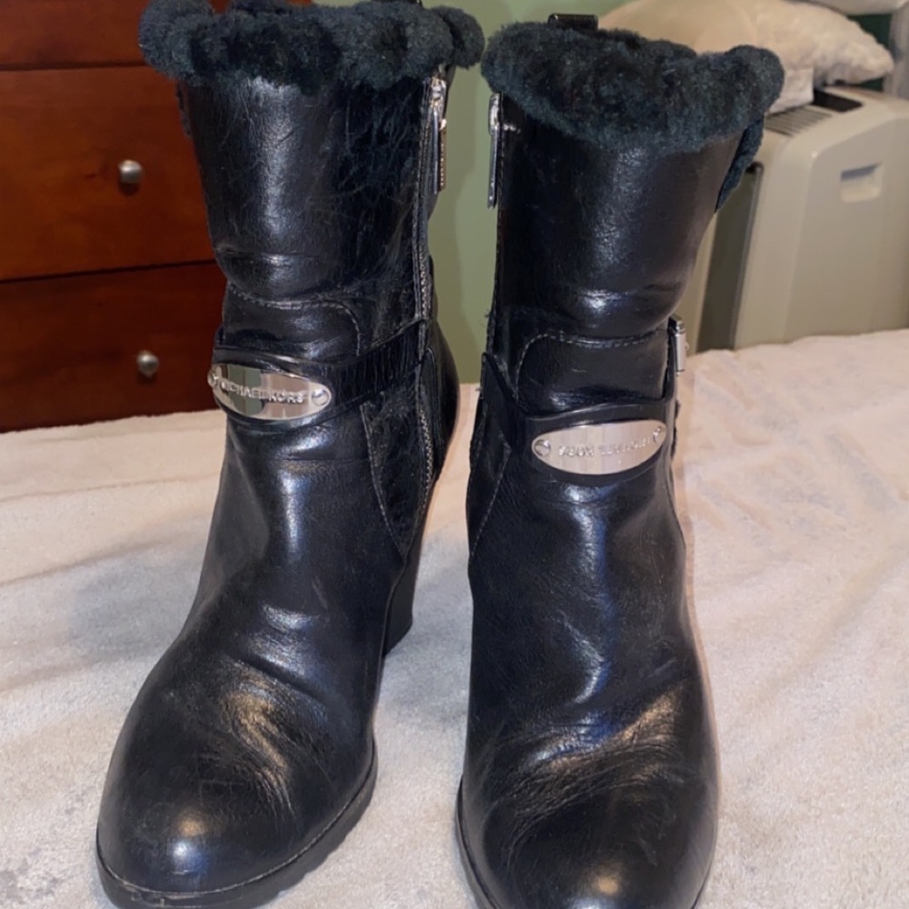 mk boots size 7